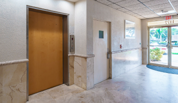 1177 Hypoluxo Road - Elevator