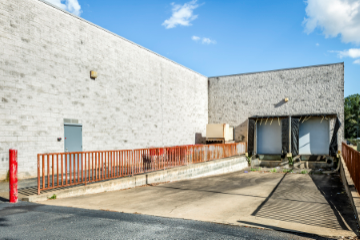 Auction: Office Depot anchored retail in Albany, GA - 