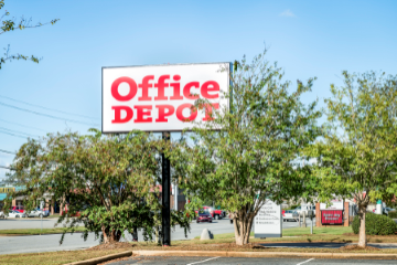 Auction: Office Depot anchored retail in Albany, GA - 